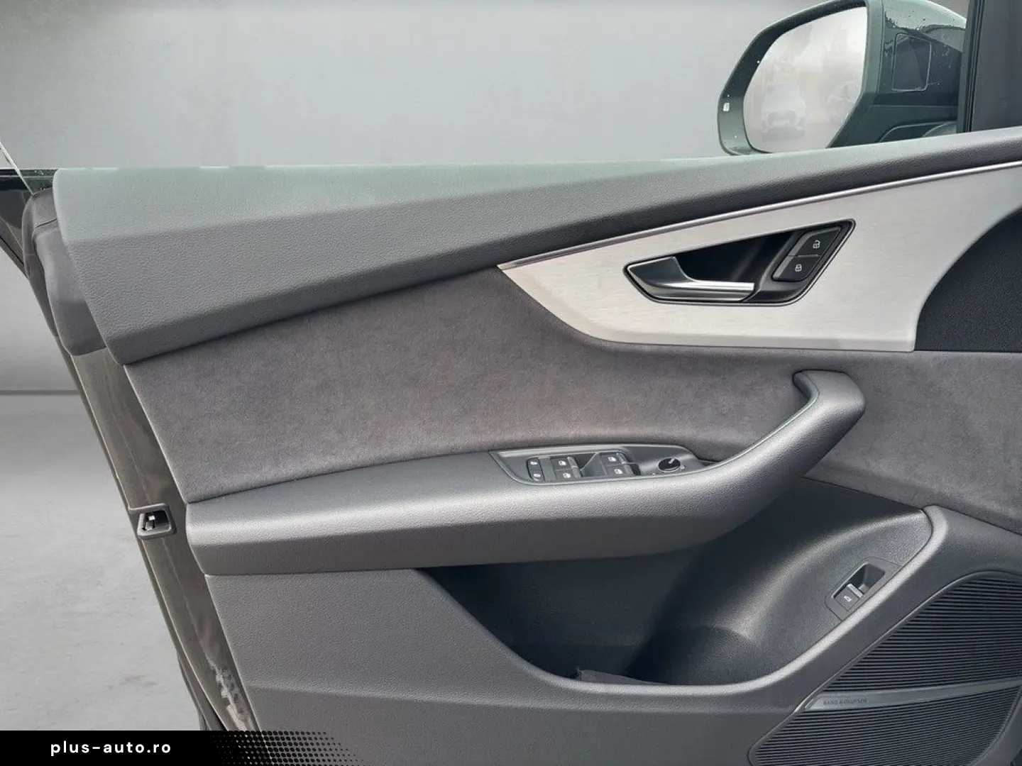 AUDI Q8 55 TFSI