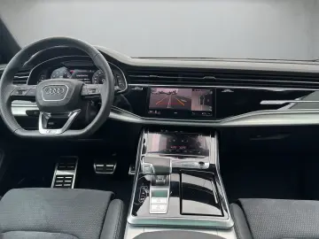 AUDI Q8 55 TFSI