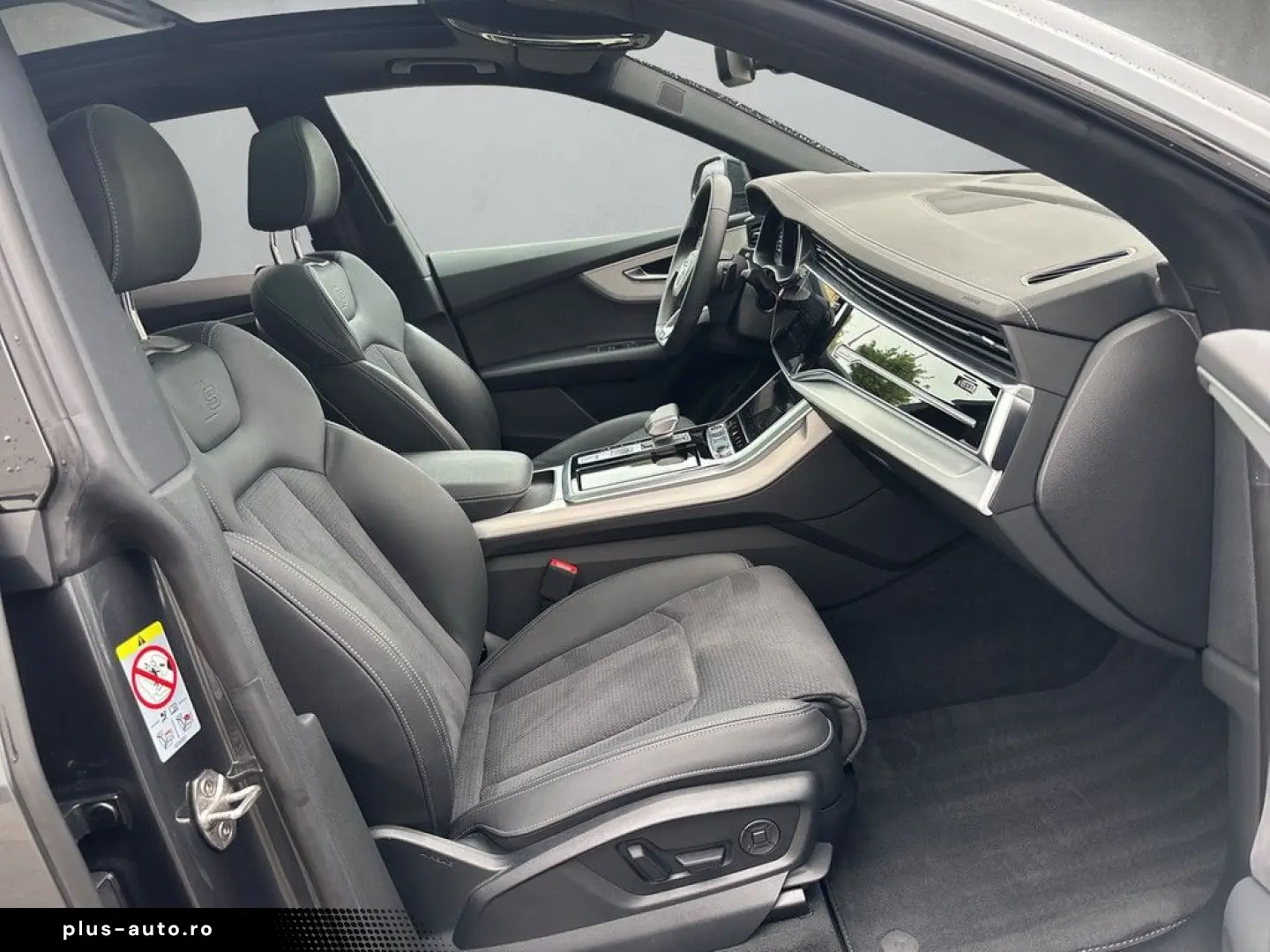 AUDI Q8 55 TFSI