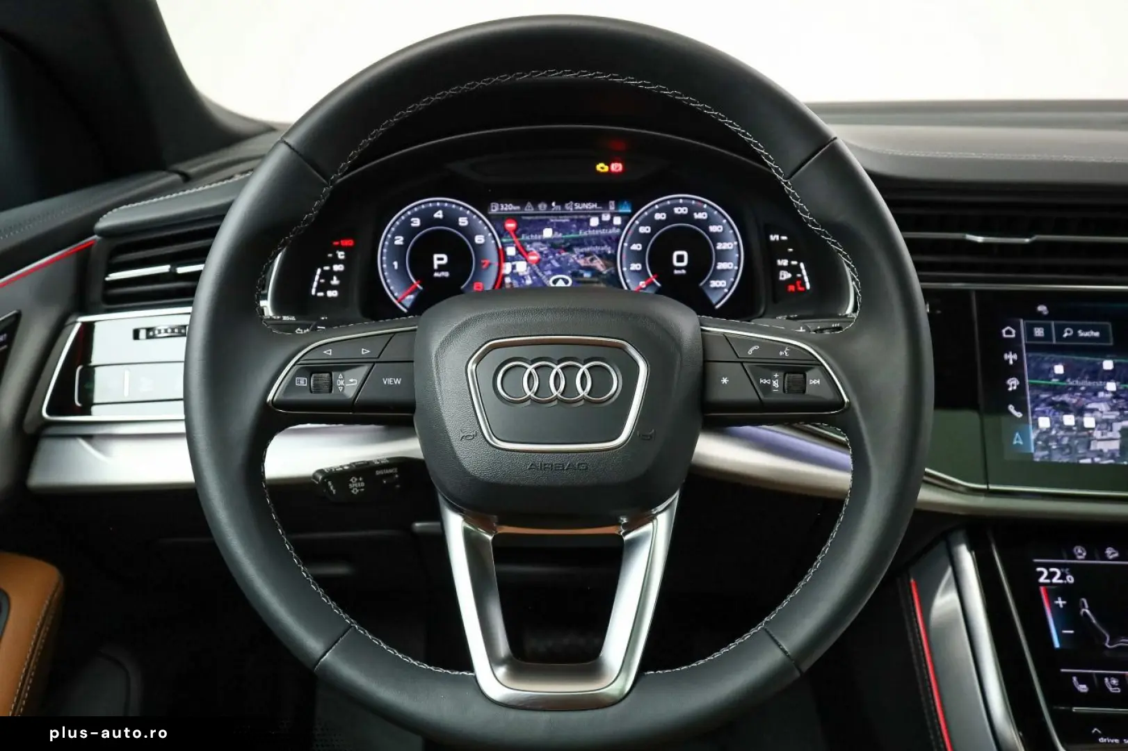 AUDI Q8 55