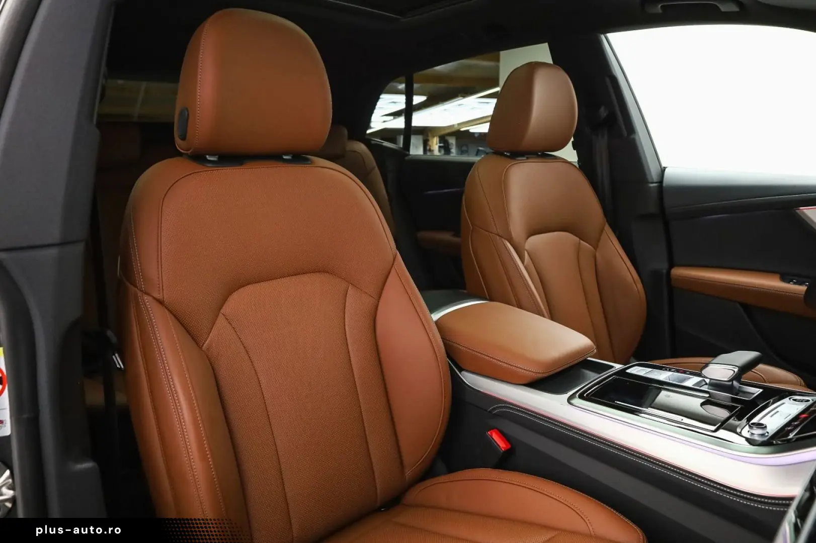 AUDI Q8 55