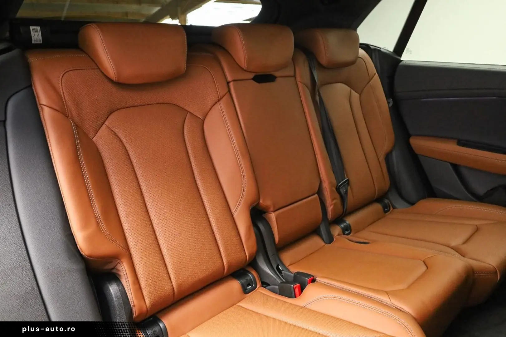 AUDI Q8 55