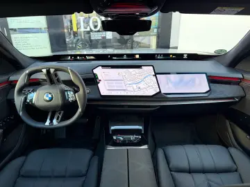 BMW 740 xDrive M Sport NEW MODEL TV FULL