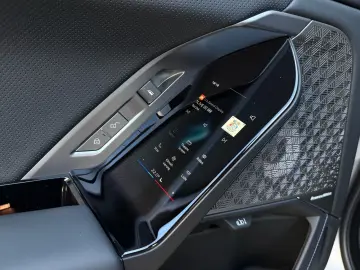 BMW 740 xDrive M Sport NEW MODEL TV FULL