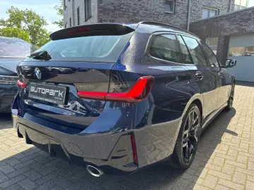 BMW 320d T xDrive M Sport Innovation AHK HUD 360 19