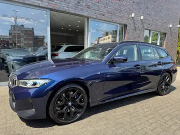 BMW 320d T xDrive M Sport Innovation AHK HUD 360 19
