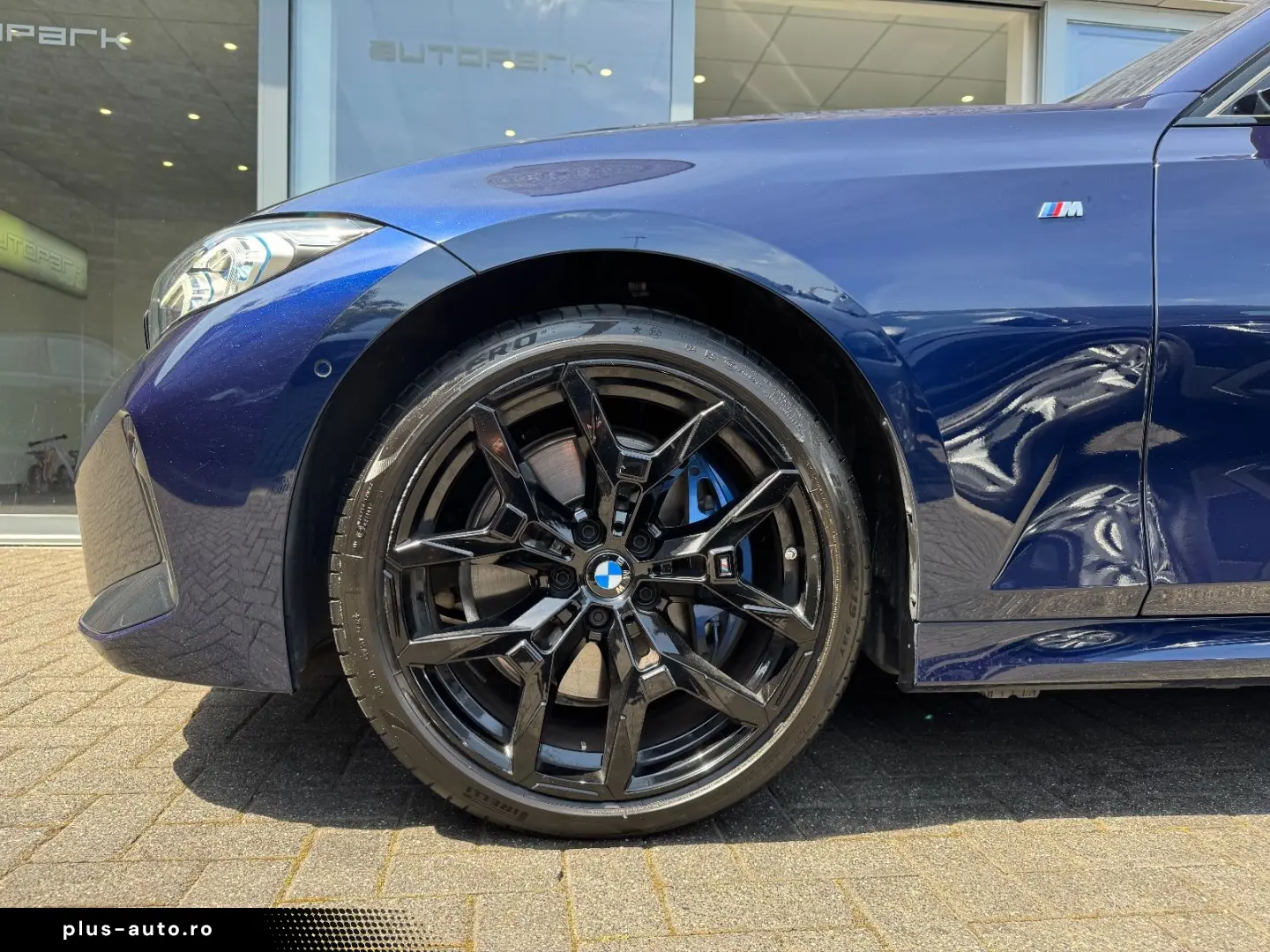 BMW 320d T xDrive M Sport Innovation AHK HUD 360 19