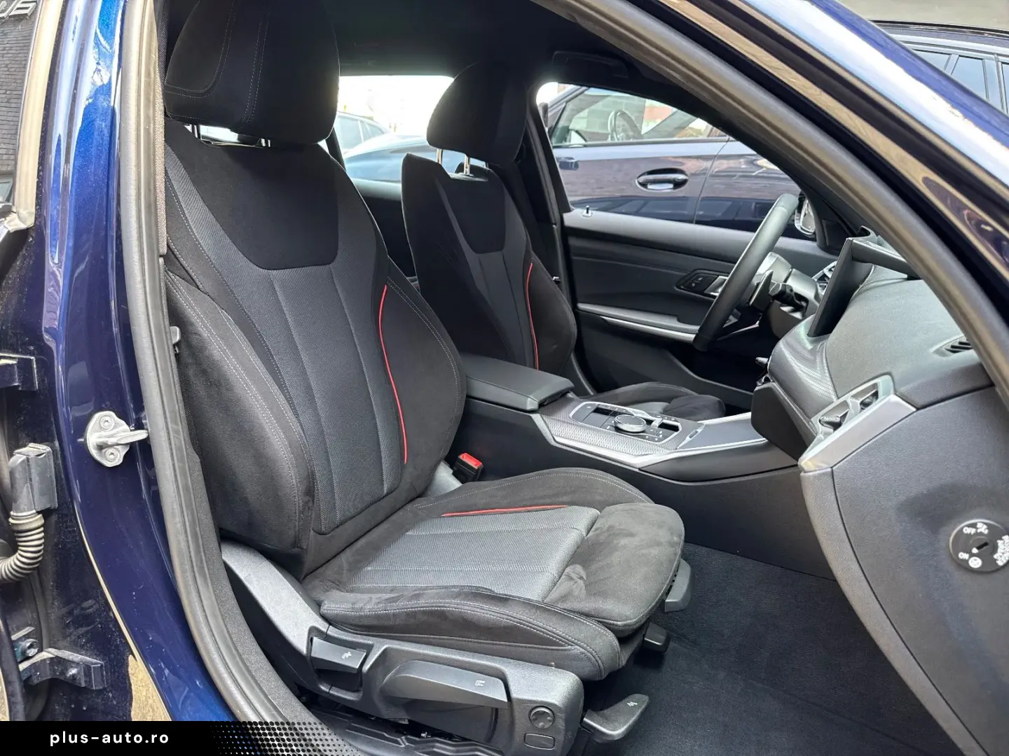 BMW 320d T xDrive M Sport Innovation AHK HUD 360 19