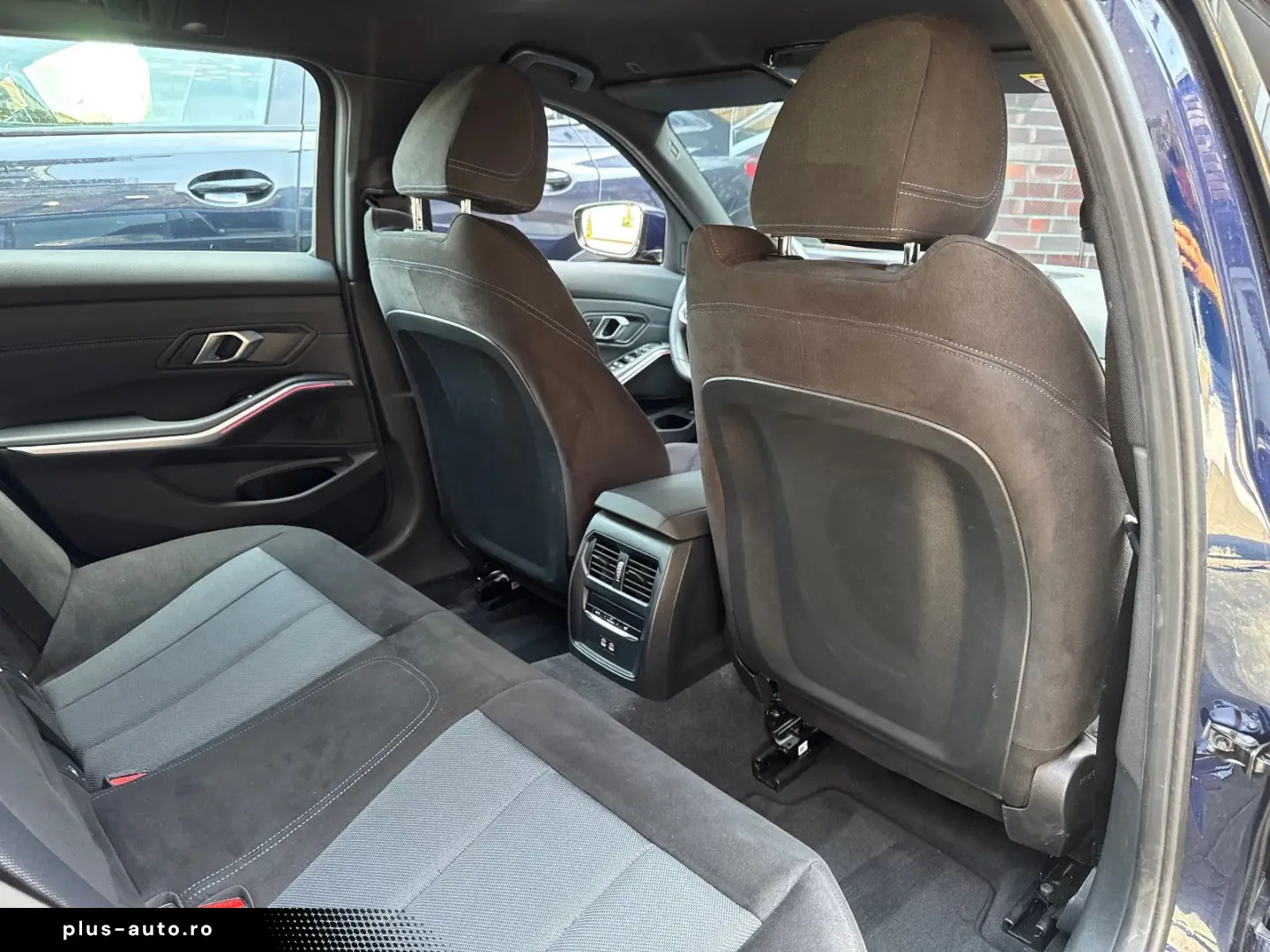 BMW 320d T xDrive M Sport Innovation AHK HUD 360 19