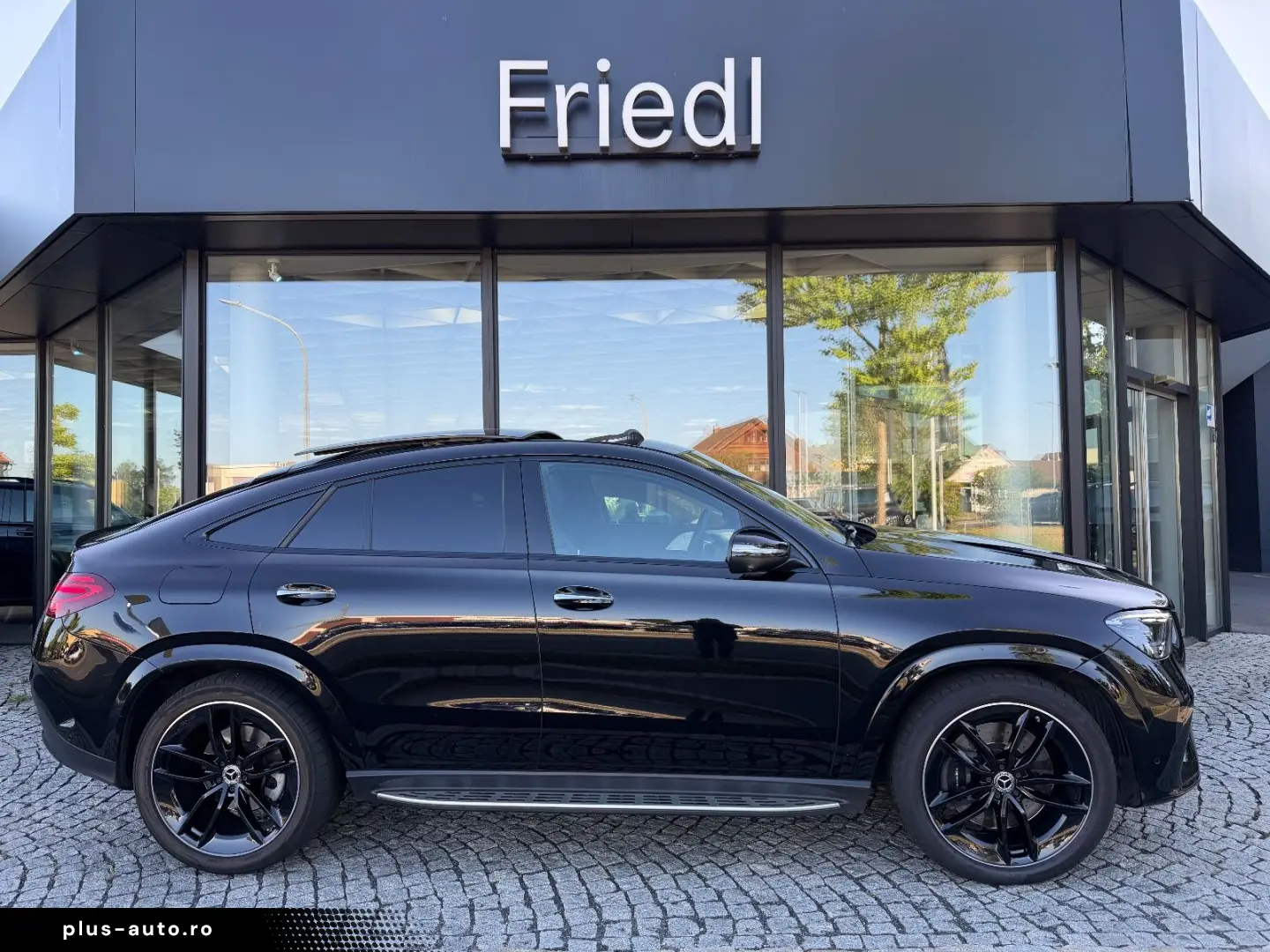 MERCEDES-BENZ GLE 450d 4M Coupe AMG  Pano  Burm. HuD  Night