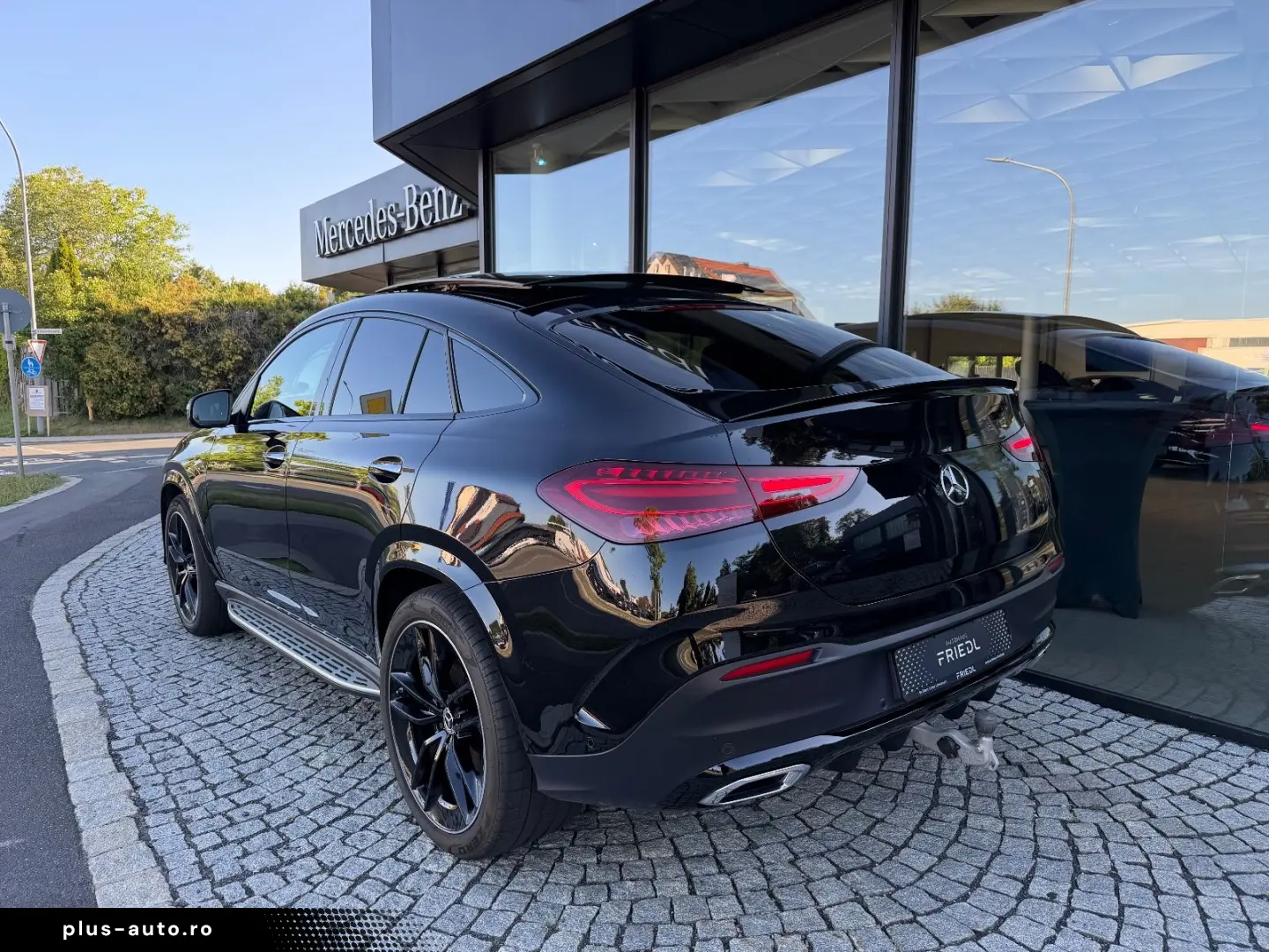 MERCEDES-BENZ GLE 450d 4M Coupe AMG  Pano  Burm. HuD  Night