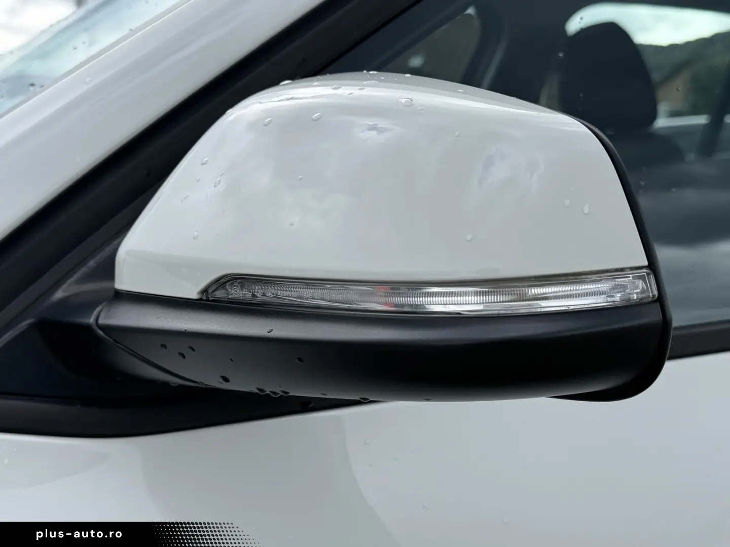 BMW X1 sDrive 18 i Connected Services PDC Unfallfrei