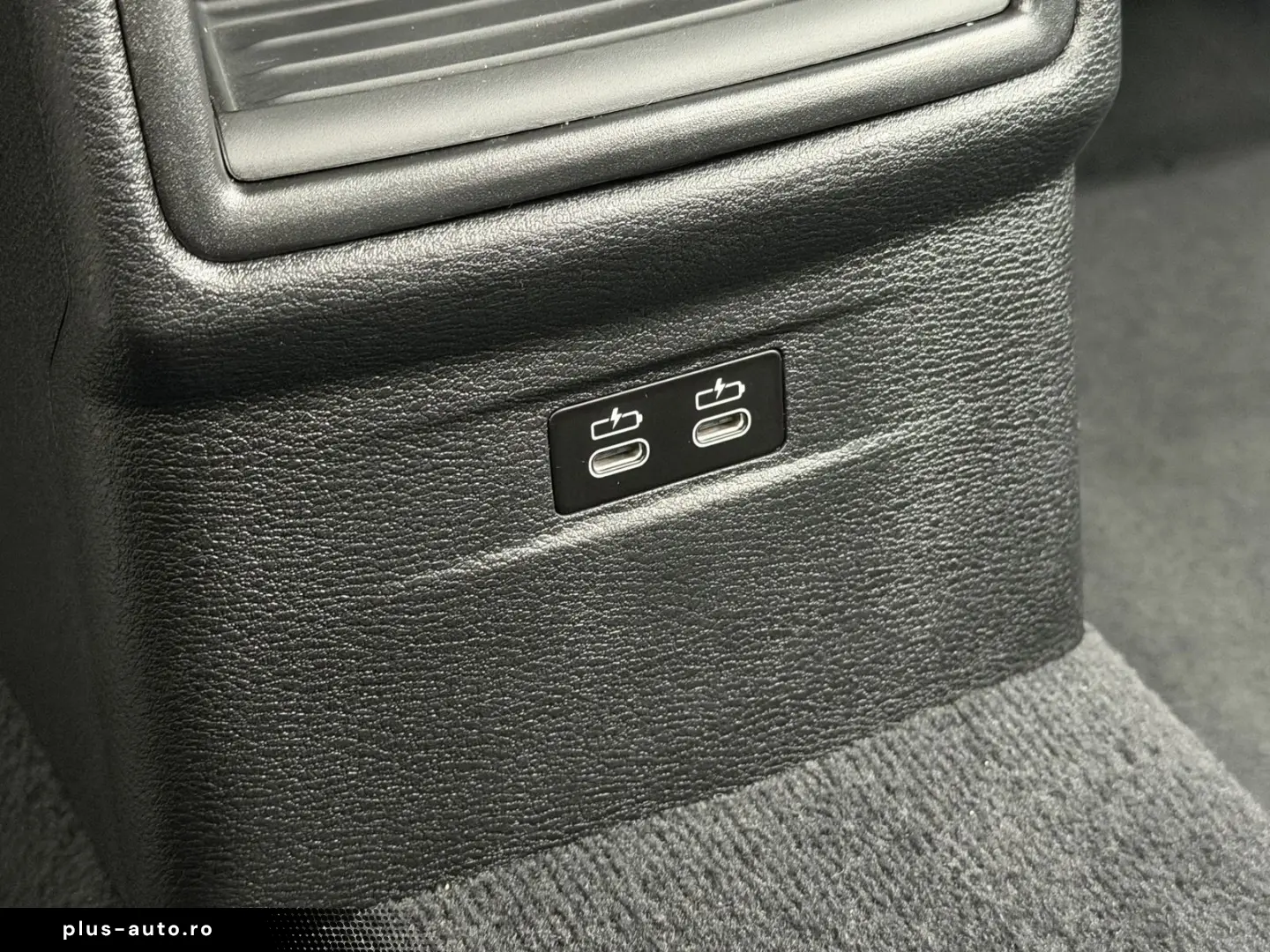 BMW X1 sDrive 18 i Connected Services PDC Unfallfrei