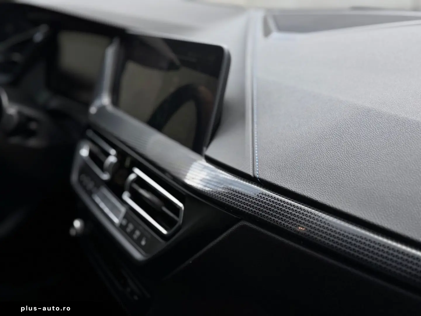 BMW 218i GC M Sport ACC H&K HeadUp Lenkradhzg FROZEN