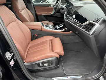 BMW X7 xDrive 40d M Sport Pro 22 AHK HUD H&K ACC
