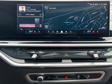 BMW X7 xDrive 40d M Sport Pro 22 AHK HUD H&K ACC
