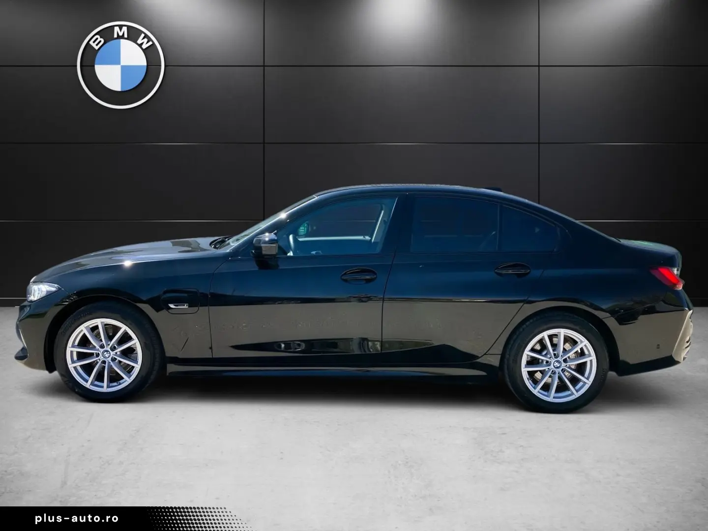 BMW 320e Limousine LC Prof. ad.LED ACC PA RFK HiFi