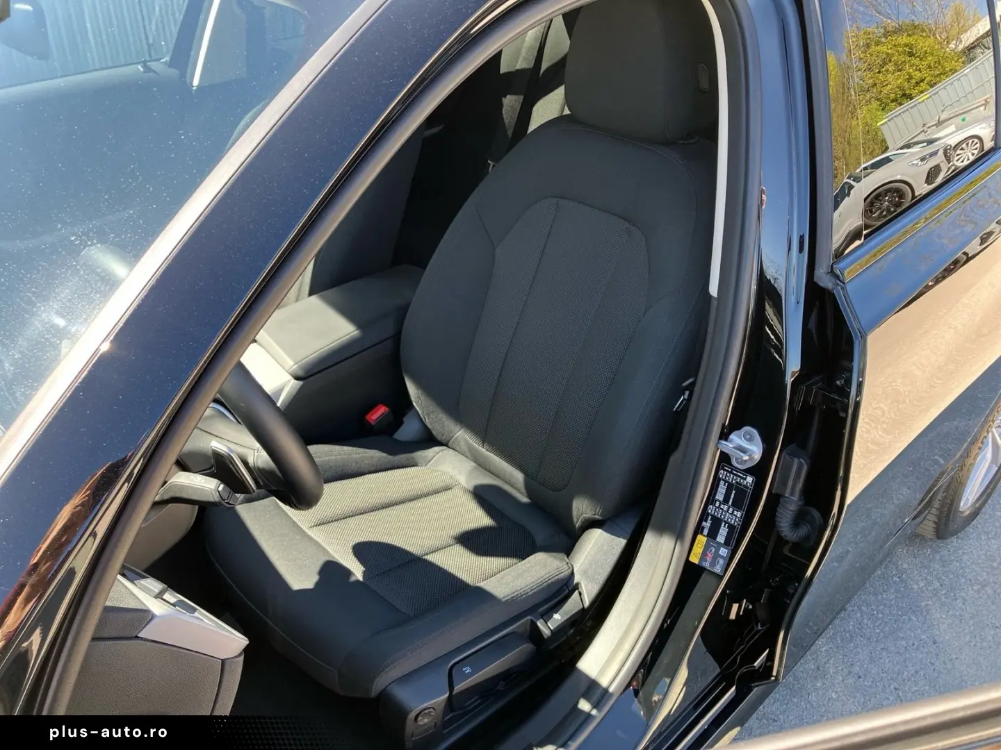BMW 320e Limousine LC Prof. ad.LED ACC PA RFK HiFi
