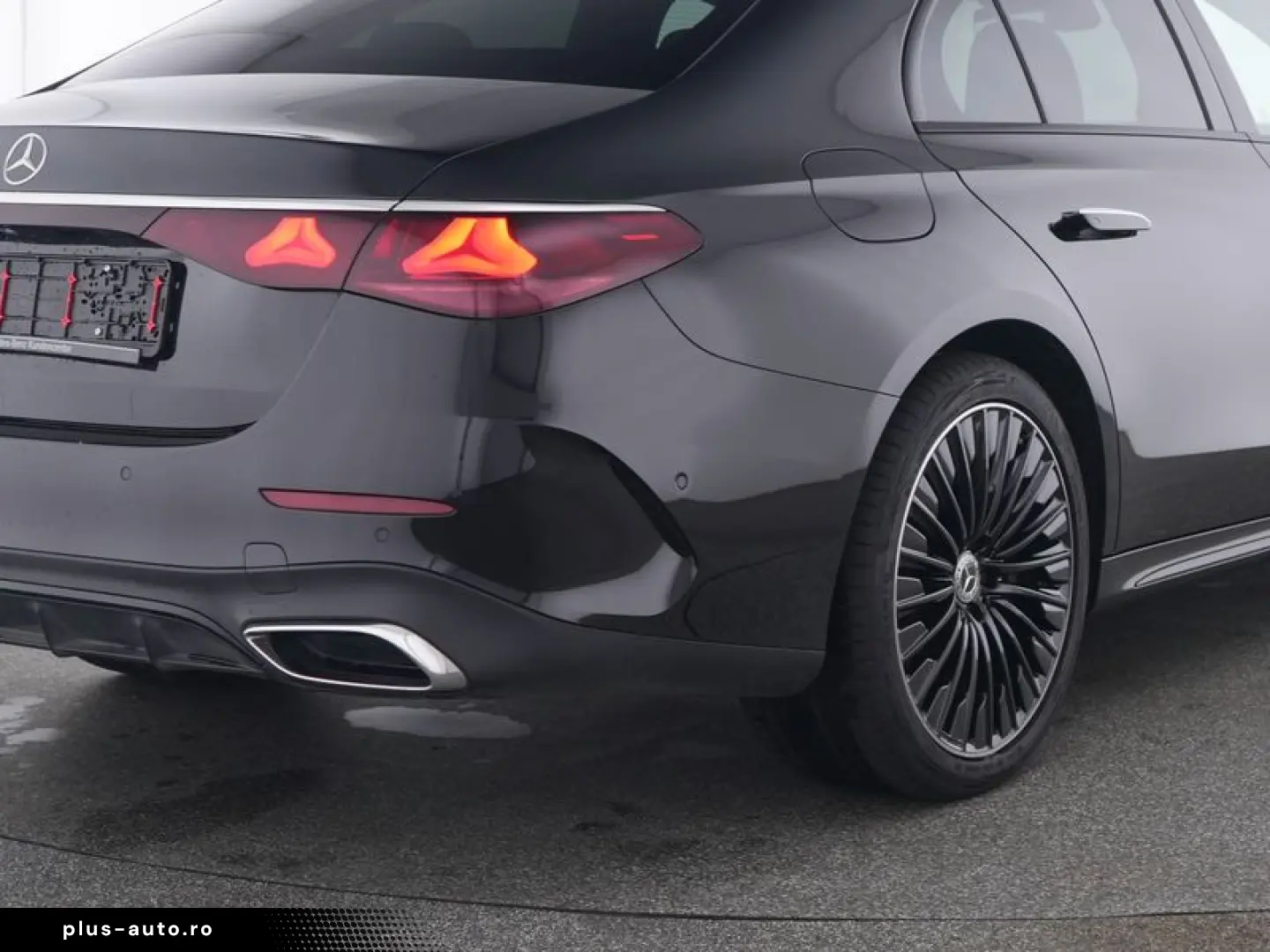 MERCEDES-BENZ E 450 d 4M AMG Night Leder Massage Pre&hellip;