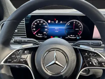 MERCEDES-BENZ GLE 350 de 4MATIC AMG AHV Fahrassitenzpaket