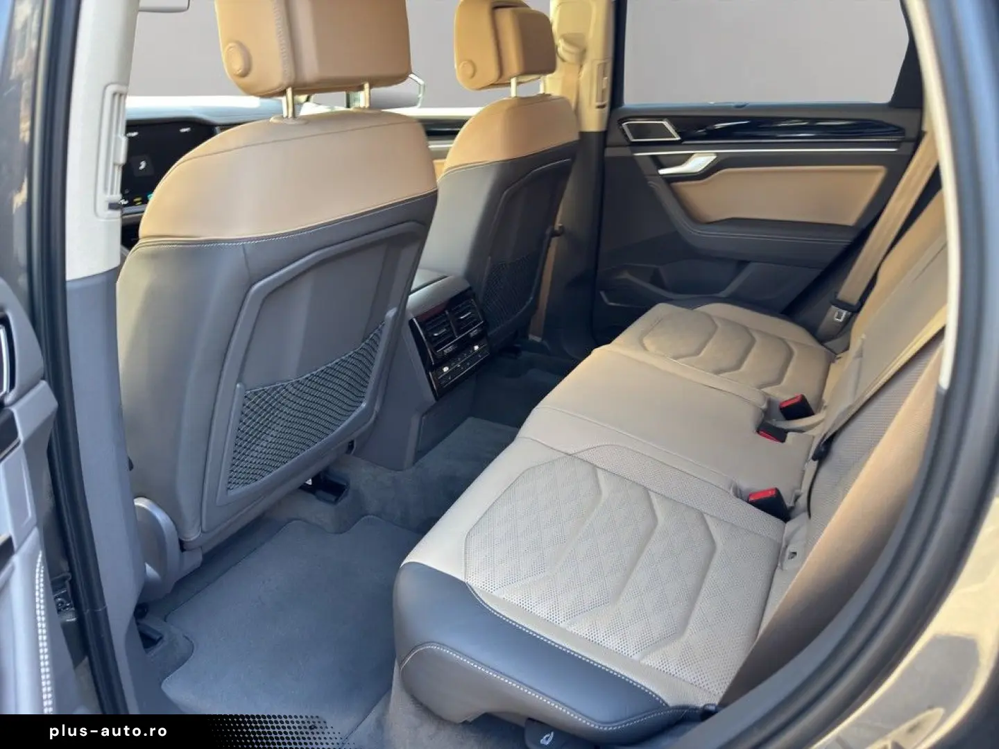 VW Touareg R-Line 4Motion TDI Tip. AHK Standheizung