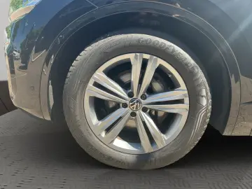 VW Touareg Elegance 4M TDI R-Line Exterieur AHK