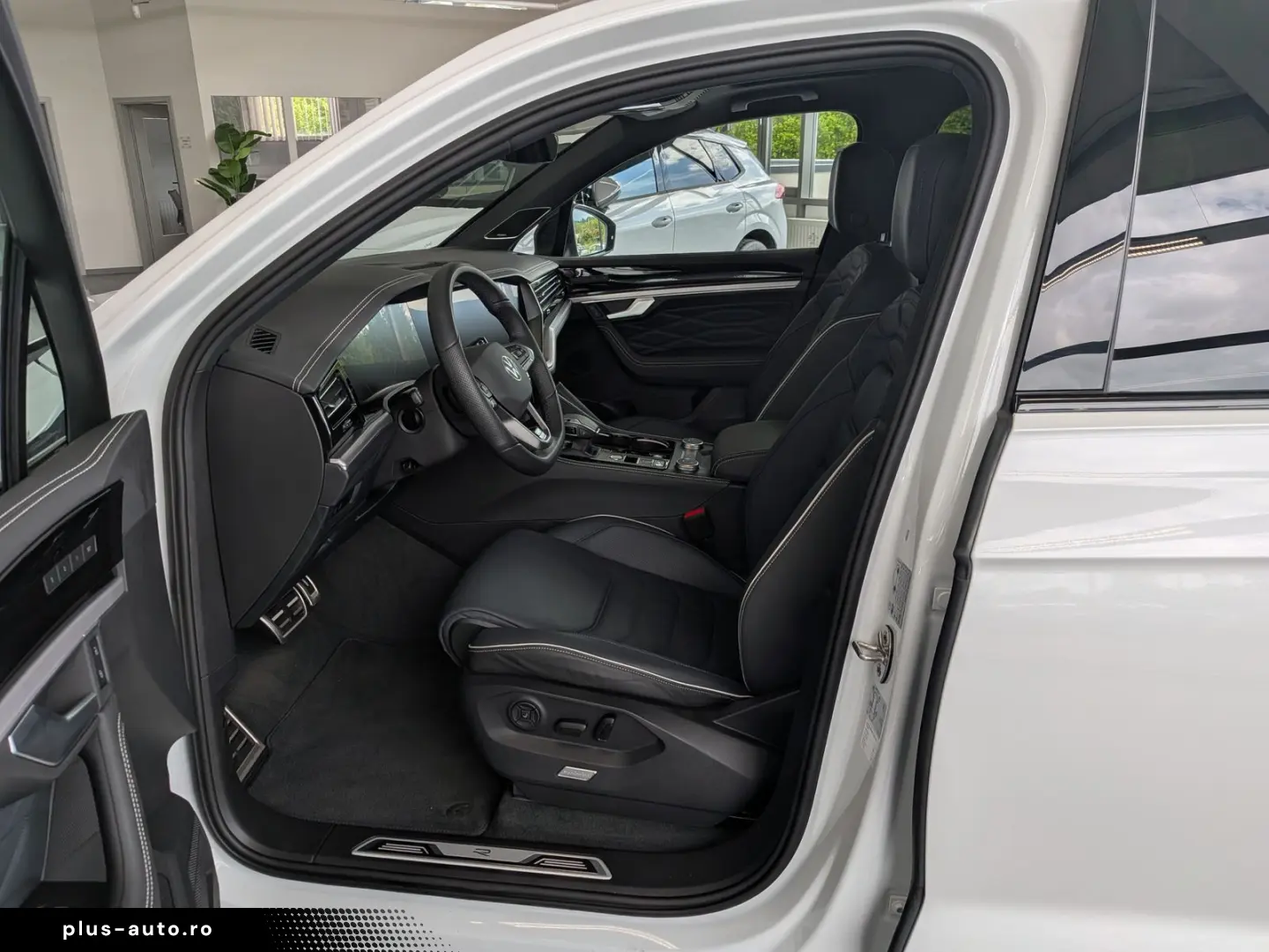 VW Touareg 3.0TDI 4M R-Line VOLL Black 22  UPE 114T