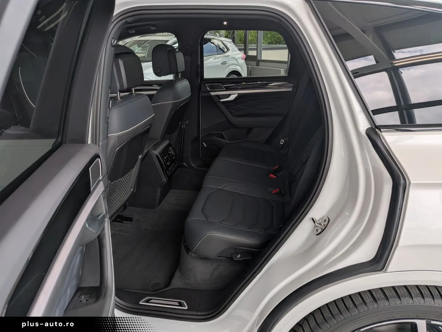 VW Touareg 3.0TDI 4M R-Line VOLL Black 22  UPE 114T