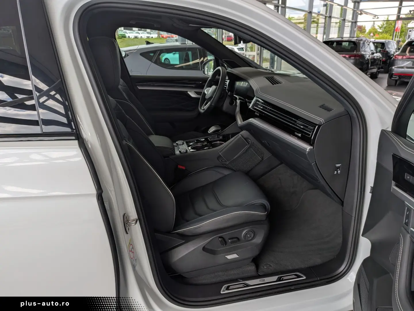VW Touareg 3.0TDI 4M R-Line VOLL Black 22  UPE 114T