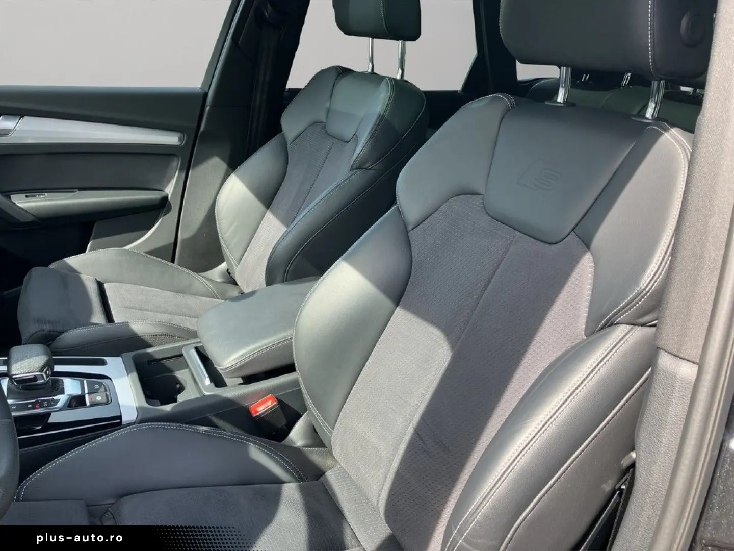 AUDI Q5 S-Line 55 TFSIe Quattro AHK S-Line Interieur