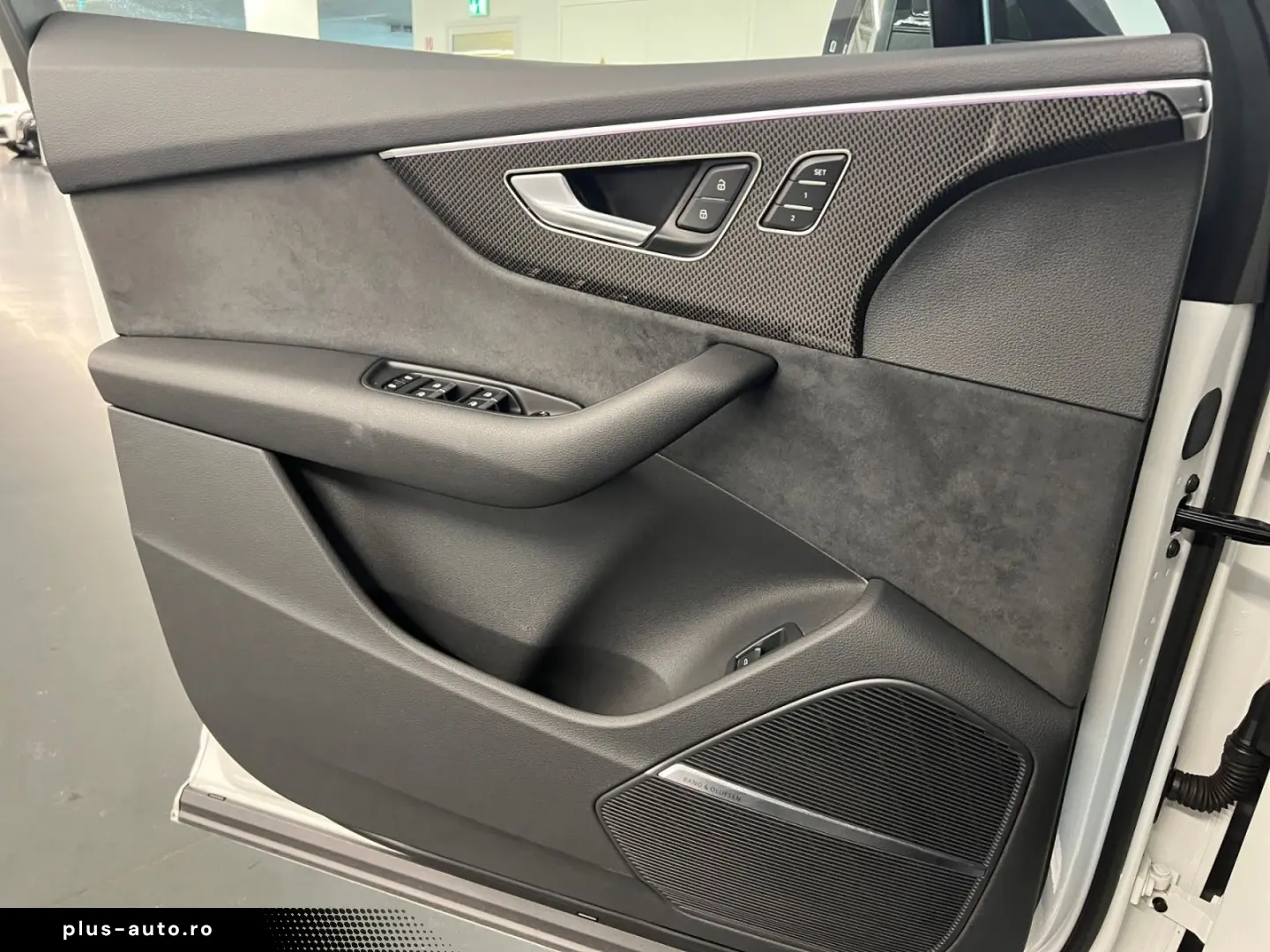 AUDI Q7 2023 — imagine 7