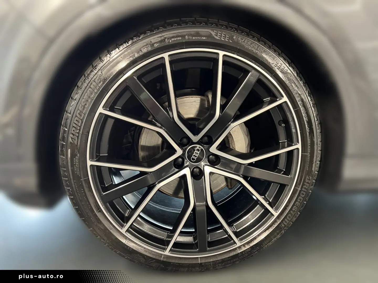 AUDI Q7 2025 — imagine 3