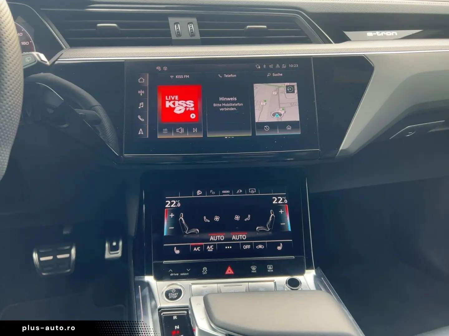 AUDI Q8 2023 — imagine 12