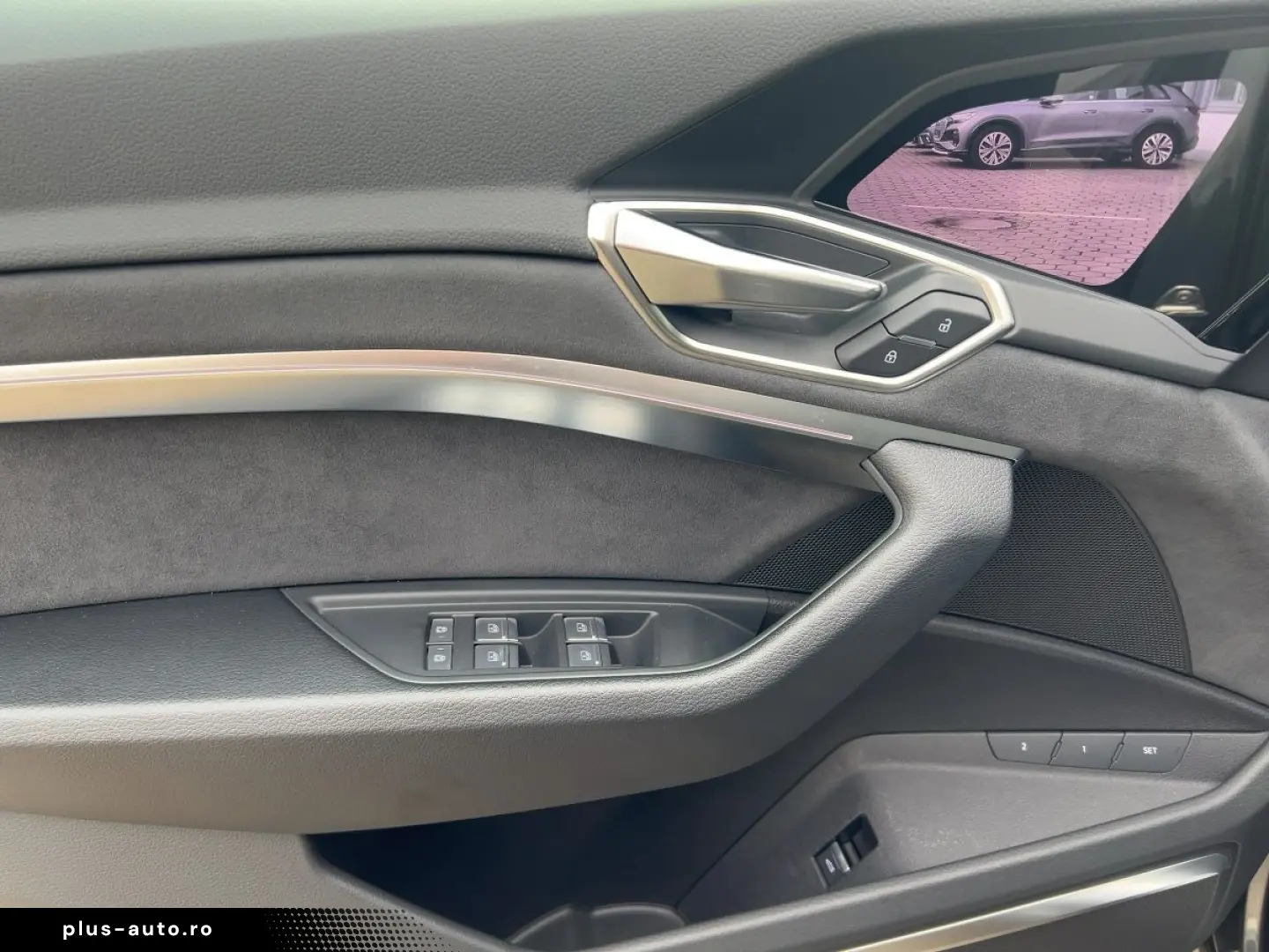 AUDI Q8 2023 — imagine 13