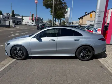 MERCEDES-BENZ CLA 200 Aut. AMG-Line Pano R.Kamera
