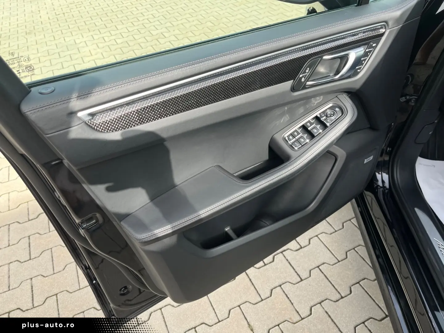 PORSCHE Macan S Sport Design Carbon Sport-Chrono