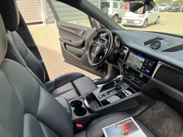 PORSCHE Macan S Sport Design Carbon Sport-Chrono