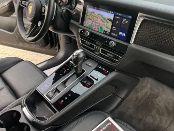 PORSCHE Macan S Sport Design Carbon Sport-Chrono