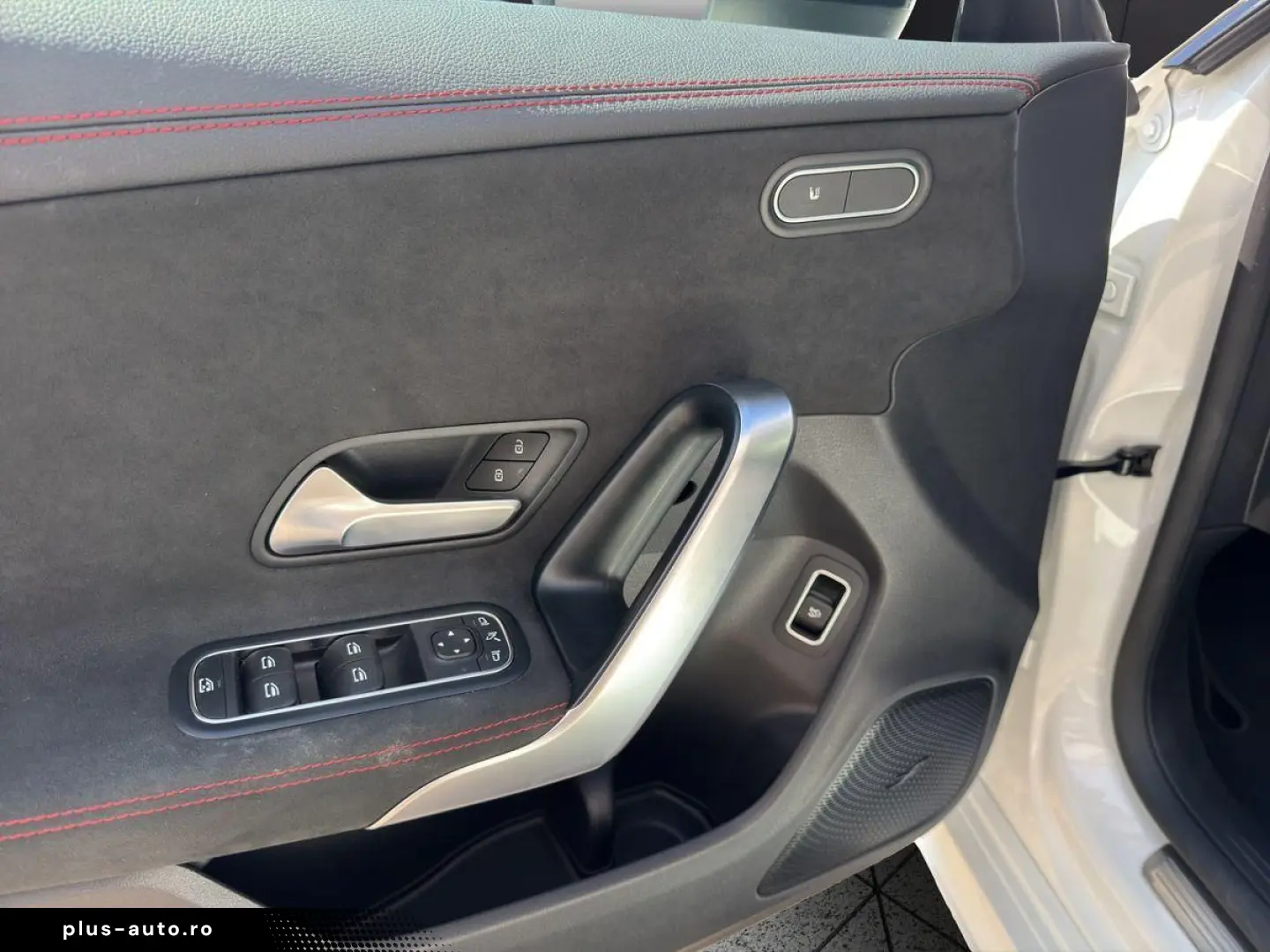 MERCEDES-BENZ CLA 2025 — imagine 14