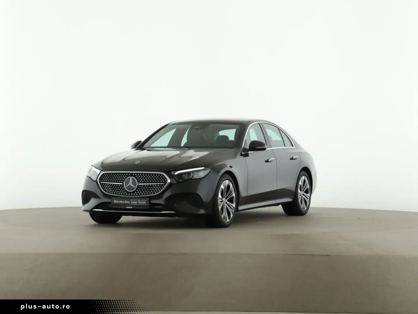 MERCEDES-BENZ E 200 Avantgarde Distr. Kamera LED Navi