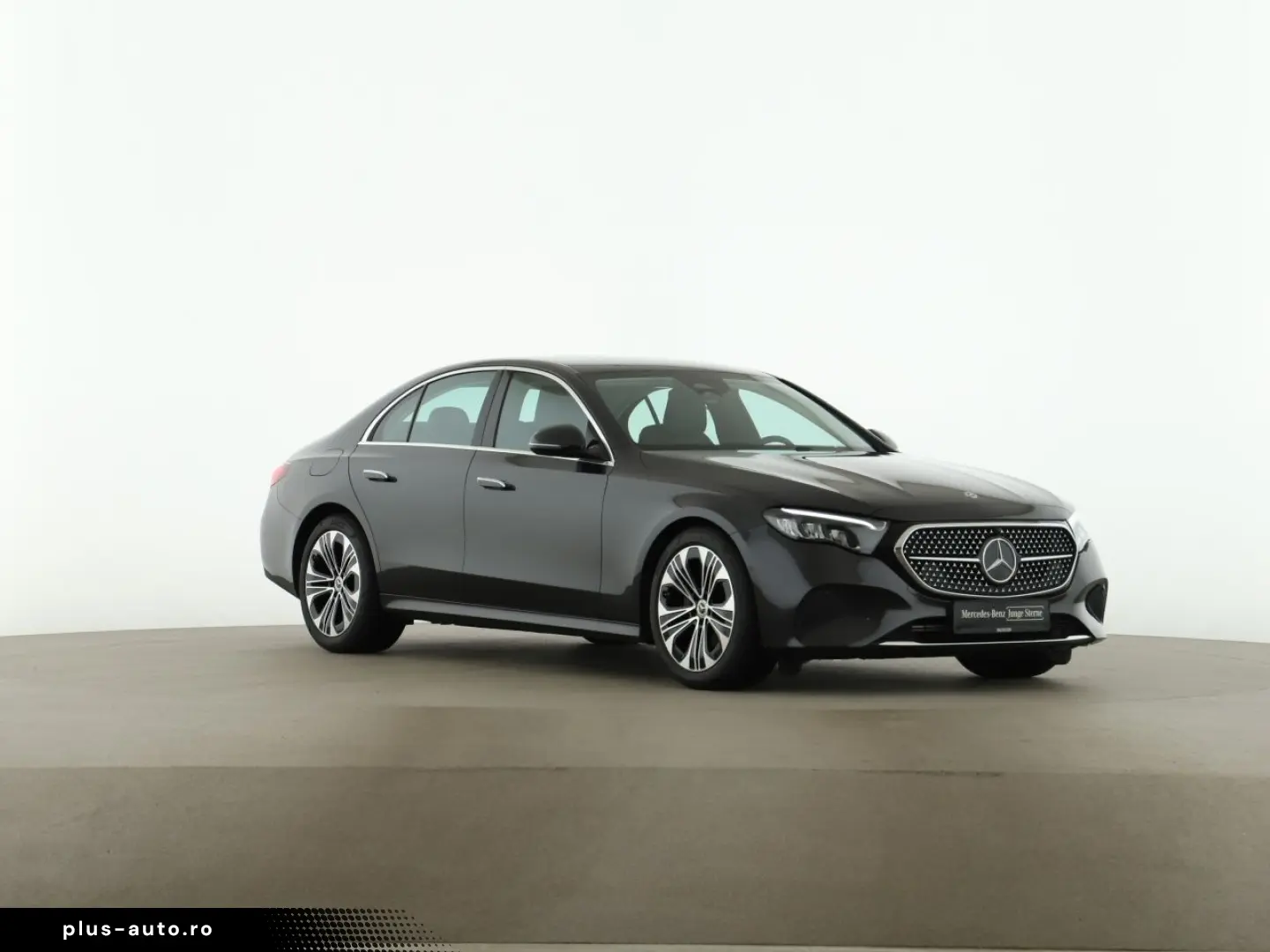 MERCEDES-BENZ E 200 Avantgarde Distr. Kamera LED Navi