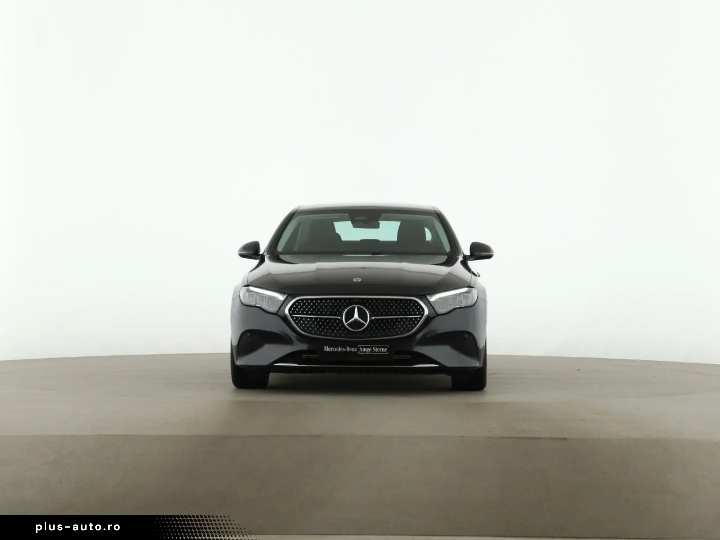 MERCEDES-BENZ E 200 Avantgarde Distr. Kamera LED Navi