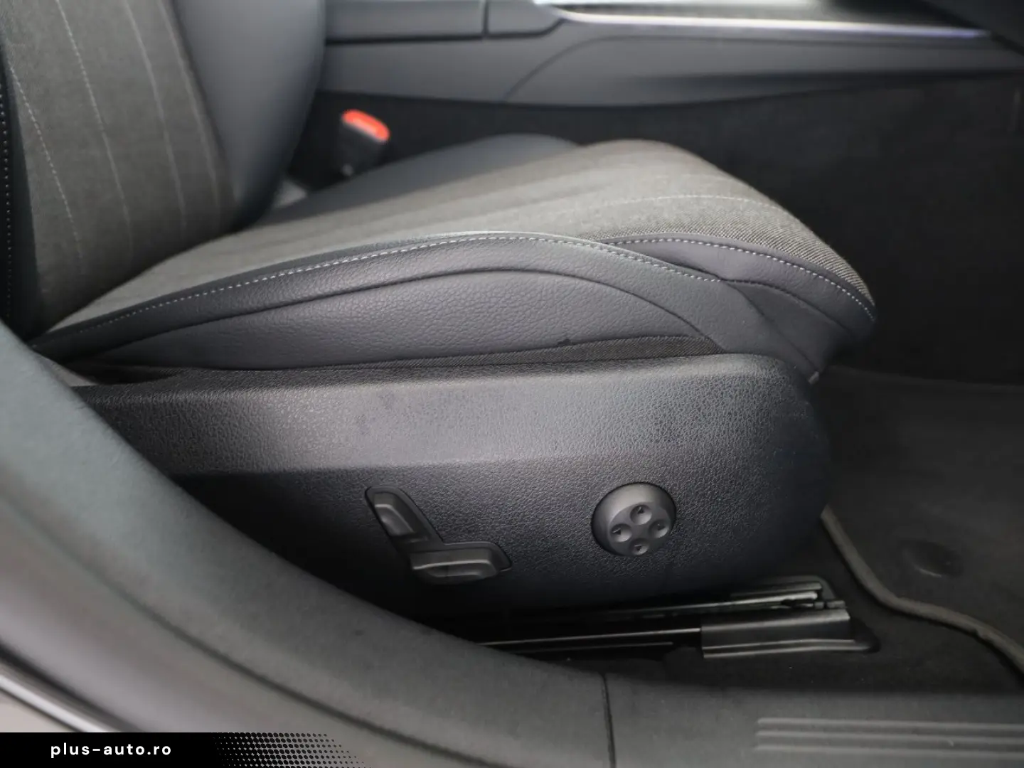 MERCEDES-BENZ E 200 Avantgarde Distr. Kamera LED Navi