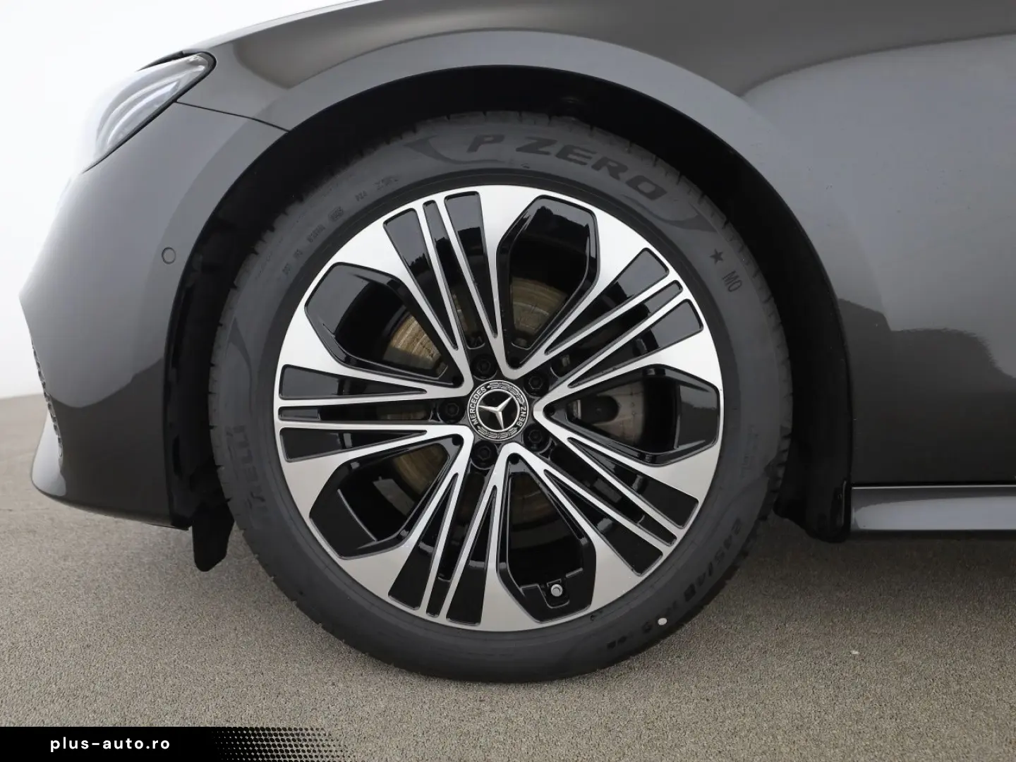 MERCEDES-BENZ E 200 Avantgarde Distr. Kamera LED Navi