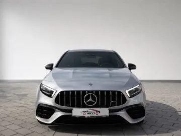MERCEDES-BENZ A 45 AMG 4Matic Schalensitze Pano