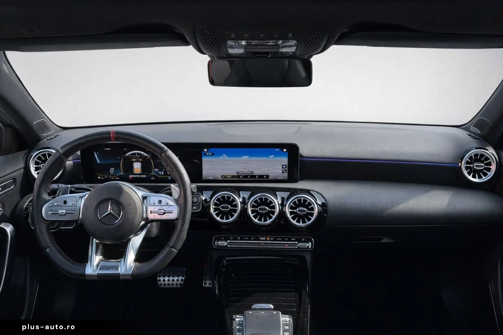 MERCEDES-BENZ A 45 AMG 4Matic Schalensitze Pano