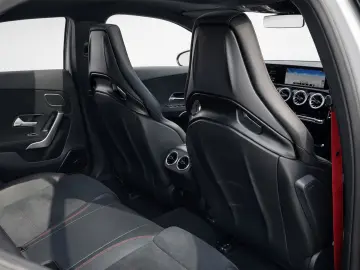 MERCEDES-BENZ A 45 AMG 4Matic Schalensitze Pano