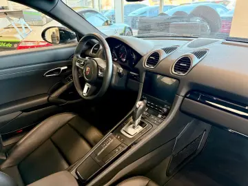 PORSCHE 718 Cayman PDK PASM   LED   Kamera   BOSE