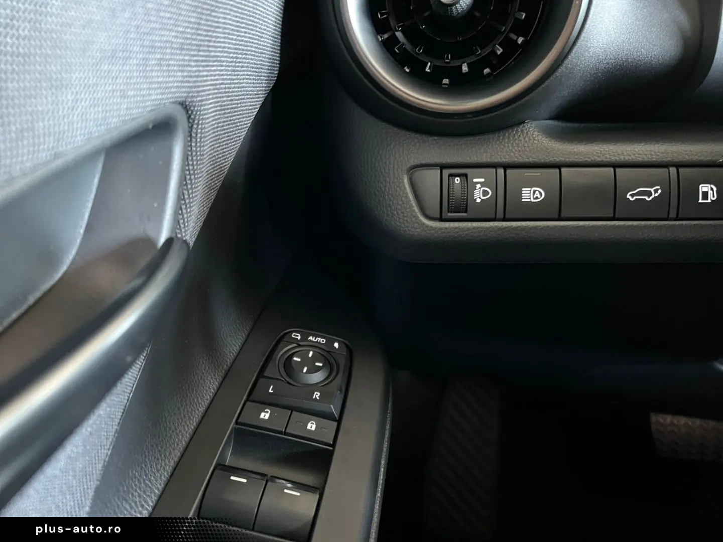 TOYOTA C-HR 1.8 Hybrid Team D  Technik-Paket CAM SHZ