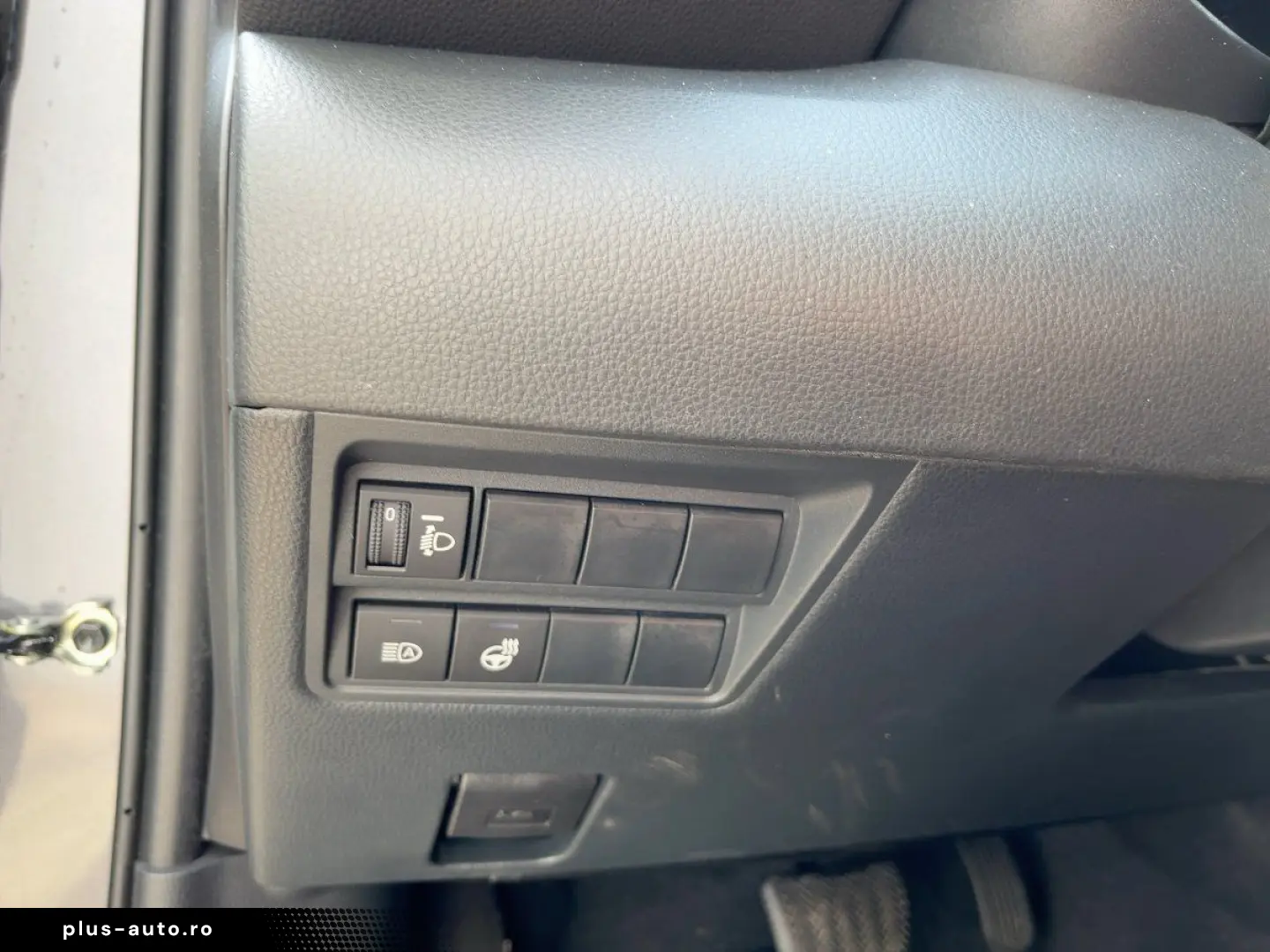 TOYOTA Yaris 2024 — imagine 17